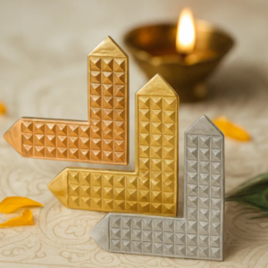 metal pyramid angle 3.5" for vastu remedy & corner correction